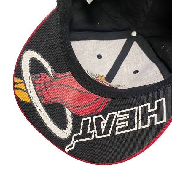 Vintage Miami Heat Snapback Hat Cap NBA Logo Embroidered Under Brim Spell Out - Picture 7 of 10